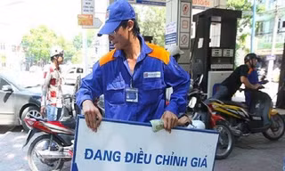 Tăng giá xăng, điện tác động tới kinh tế, xã hội thế nào?