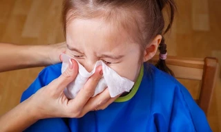 Mất thính giác nếu xì mũi như thế này