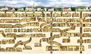 Đập tường sửa nhà, phát hiện một 'thế giới khác' tồn tại hàng nghìn năm