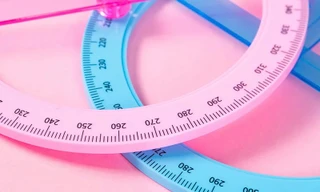 Giải mã lý do góc của hình tròn là 360 độ chứ không phải 100 độ