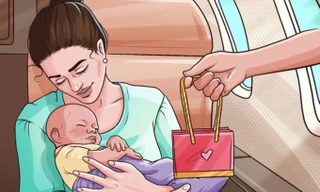 Điều gì xảy ra khi một em bé được sinh ra trên máy bay?
