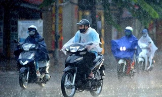 Đón đợt không khí lạnh mới, miền Bắc mưa dông, trời chuyển rét