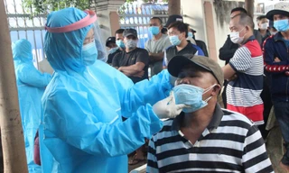 TIN NHANH 12H: Chuyên gia nói về nguy cơ COVID-19 mới | HLV Troussier yêu cầu cao với đội U22