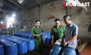 NÓNG 19/5: Lại phát hiện cơ sở sản xuất giá đỗ ngâm hóa chất, hơn 60 tấn đã len lỏi vào bữa ăn hàng ngày