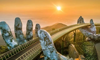 Thị trường ngày 2/9: Hoa quả tăng giá mạnh, nhiều điểm du lịch vẫn đóng cửa dịp 2/9