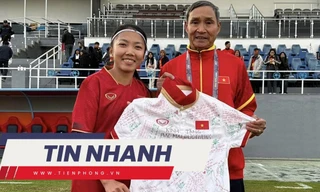 TIN NHANH: CSGT nổ súng trấn áp xe tải ‘thông chốt’; Huỳnh Như và tuyển nữ bịn rịn chia tay HLV Mai Đức Chung