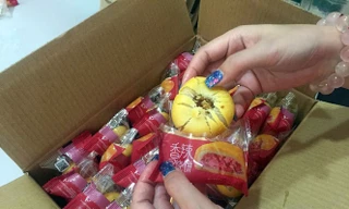 Thị trường ngày 27/8: Bắt giữ hàng tấn bánh trung thu không rõ nguồn gốc