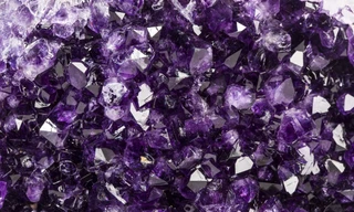 Thạch anh tím có giá trị thế nào?