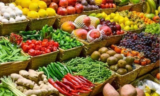 Giá thực phẩm đang 'leo thang‘; Sony ra mắt tai nghe không dây giá dưới 5 triệu đồng