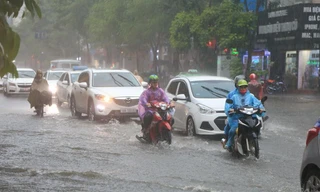 Miền Bắc nắng ấm nhiều ngày, Nam Bộ tăng mưa do tác động của siêu bão