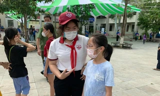 Mơ ước có một suất vào trường chất lượng cao khiến nhiều học sinh phải đi ôn luyện rất sớm. Ảnh: Đỗ Hợp