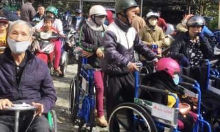 Hơn 10.000 xe lăn, xe lắc,... được tặng cho người khuyết tật