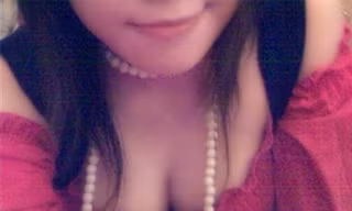 'Nổ' teen bơm ngực để thành hotgirl