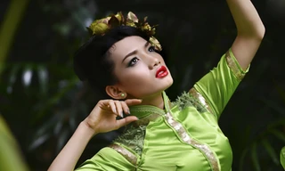 Mẫu teen Ngọc Quý đằm thắm với áo dài