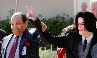 Michael Jackson yêu nhưng sợ hãi người cha hà khắc.