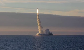 Nga phóng thành công 4 ICBM từ tàu ngầm hạt nhân