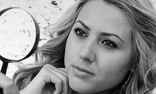 Nữ MC truyền hình Viktoria Marinova vừa bị cưỡng hiếp, sát hại dã man.