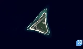 Hình ảnh vệ tinh trước đây của hòn đảo Esanbe Hanakita Kojima.