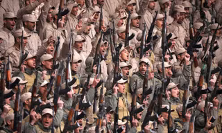 Lực lượng dân quân người Kurd ở Hasaka, đông bắc Syria, trong một cuộc mít tinh vào ngày 23/1. Ảnh: Reuters