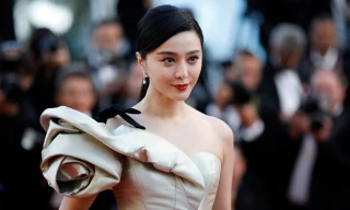 Vụ Phạm Băng Băng trốn thuế khiến 5 quan chức bị liên đới.