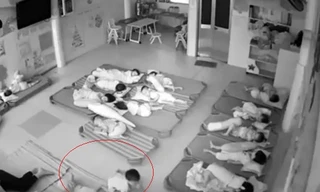 Hai cô giáo mầm non ở Vũng Tàu bị sa thải vì đạp bé trai