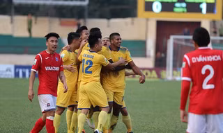 Phung phí cơ hội, SLNA bị Quảng Ninh cầm hoà tại Vinh