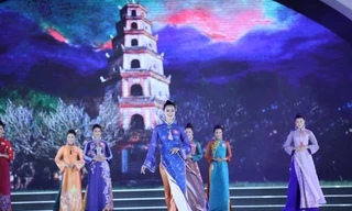 Toàn cảnh đêm thi Người đẹp Biển và Du lịch HHVN 2018