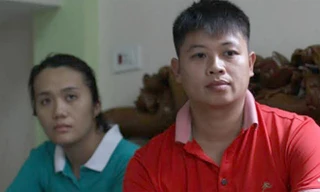 Vợ chồng anh Sơn đã nghi ngờ và xét nghiệm ADN phát hiện nhầm con. Ảnh: Phan Dương.