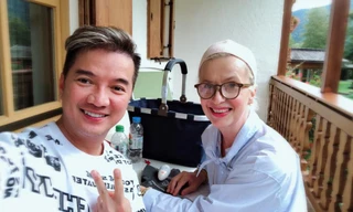 Đàm Vinh Hưng tươi tỉnh trong bức ảnh mới đăng, không còn vẻ mệt mỏi, chán chường trước đó. 