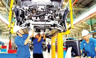 Phó Thủ tướng chỉ đạo gỡ vướng cho DN sản xuất, nhập khẩu ô tô