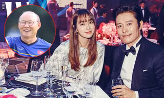 Nữ diễn viên Lee Min Jung gửi lời chúc HLV Park Hang Seo trước trận chung kết lượt về AFF Cup 2018 giữa tuyển Việt Nam và Malaysia.