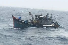 Tàu cá của ngư dân Quảng Nam bị đâm chìm trên biển