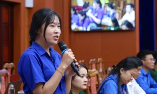 Chủ tịch tỉnh Quảng Nam đối thoại với thanh niên: Cần tiên phong trong chuyển đổi số