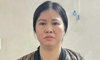 Bắt 'nữ quái' cầm đầu đường dây lô đề hơn 50 tỷ ở Quảng Nam