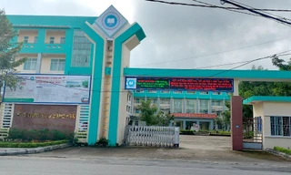 Hàng loạt cán bộ, giảng viên ở Quảng Nam ngừng việc tập thể vì bị nợ lương 6 tháng