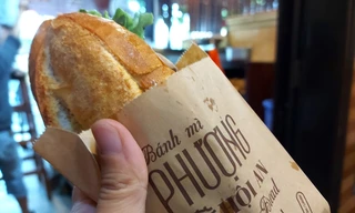 Nạn nhân ngộ độc do ăn bánh mì Phượng Hội An tăng liên tục, tiệm tạm dừng hoạt động