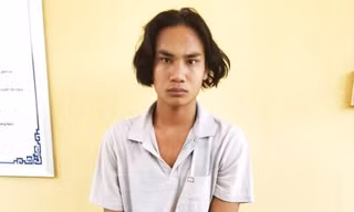 Đâm chết hàng xóm vì can ngăn uống rượu