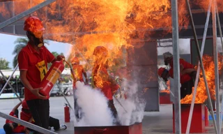 Tổ Liên gia an toàn PCCC trổ tài dập lửa, cứu người trong hỏa hoạn