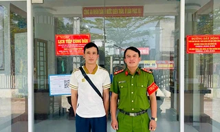 Nam công nhân bất ngờ nhận được gần nửa tỷ đồng trong tài khoản