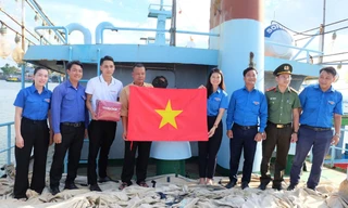 Sôi động hành trình tuổi trẻ Quảng Nam với biển, đảo 