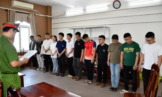 Thu lợi bất chính hàng chục tỷ đồng bằng việc chiếm đoạt tài khoản facebook để bán 