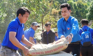 Tỉnh Đoàn Quảng Nam trao tặng quà hơn 500 triệu đồng ra quân Tháng Thanh niên 2025