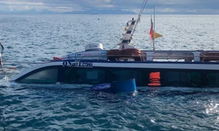 Chìm ca nô có 23 người trên biển Cù Lao Chàm