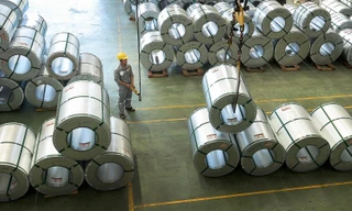 Hoa Sen đã chủ động sử dụng nguồn nguyên liệu Việt Nam hoặc các nguyên liệu có nguồn gốc xuất xứ không phải từ Trung Quốc, Hàn Quốc, Đài Loan để sản xuất các đơn hàng xuất khẩu đi Mỹ