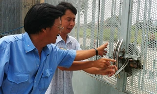 Bảo vệ ngủ say, trộm vào ‘dọn’ 11 xe máy