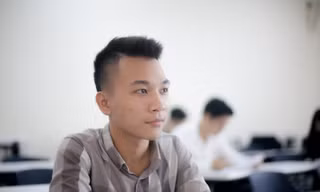 Từ Trường Sa thân yêu đến giảng đường đại học