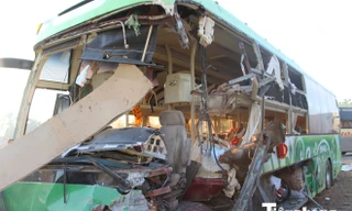 [ẢNH] Hiện trường tai nạn giao thông khiến 20 người thương vong