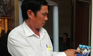 Thay kiểm sát viên vì ăn nhậu với nguyên đơn