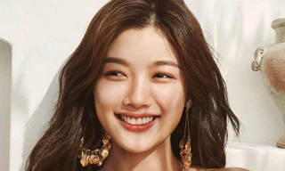 Khi sao Hàn trở thành diễn viên chính bất đắc dĩ trong phim “Sống chung với fan cuồng”