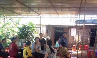 Gia đình tổ chức tang lễ cho 2 cháu.